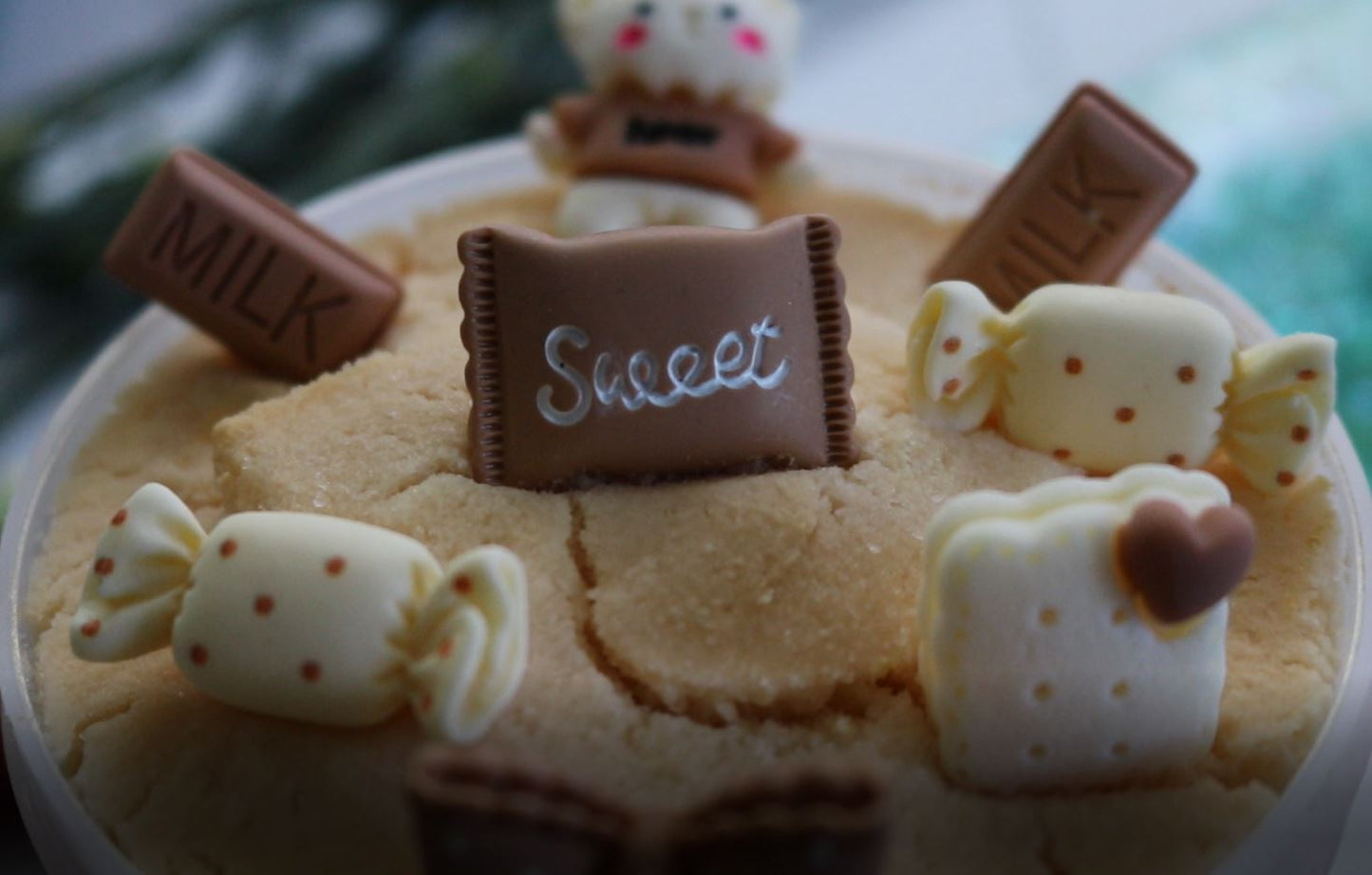 🍫🤎 Creamy Chocolate – Scented Butter Slime w/ Charm