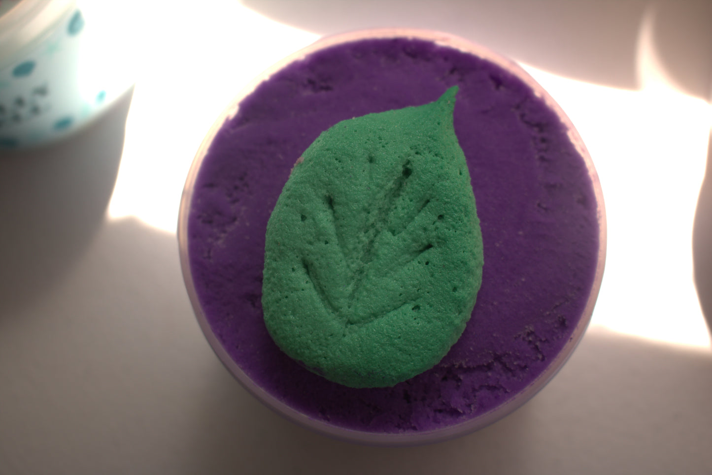 🍇💜 You’re Doing Grape – Scented Butter Slime w/ Charm