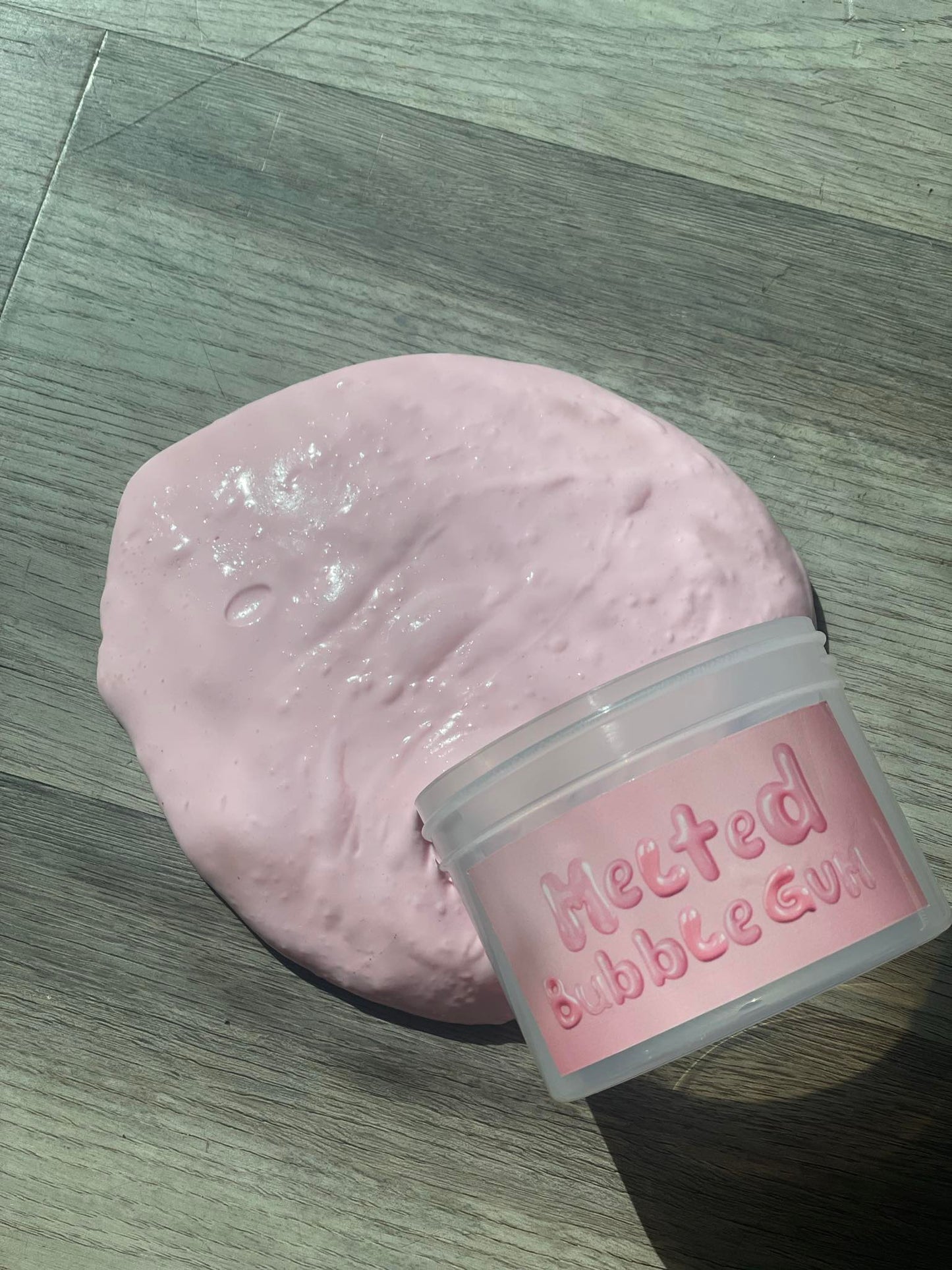 🍬💖 Melted Bubblegum – Scented Butter Slime w/ Charm